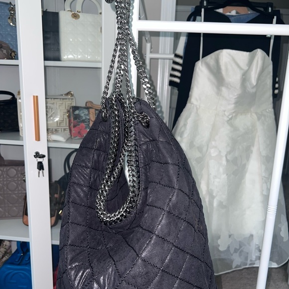 Stella McCartney Black Quilted Shoulder Bag with Silver Chain - Picture 12 of 12